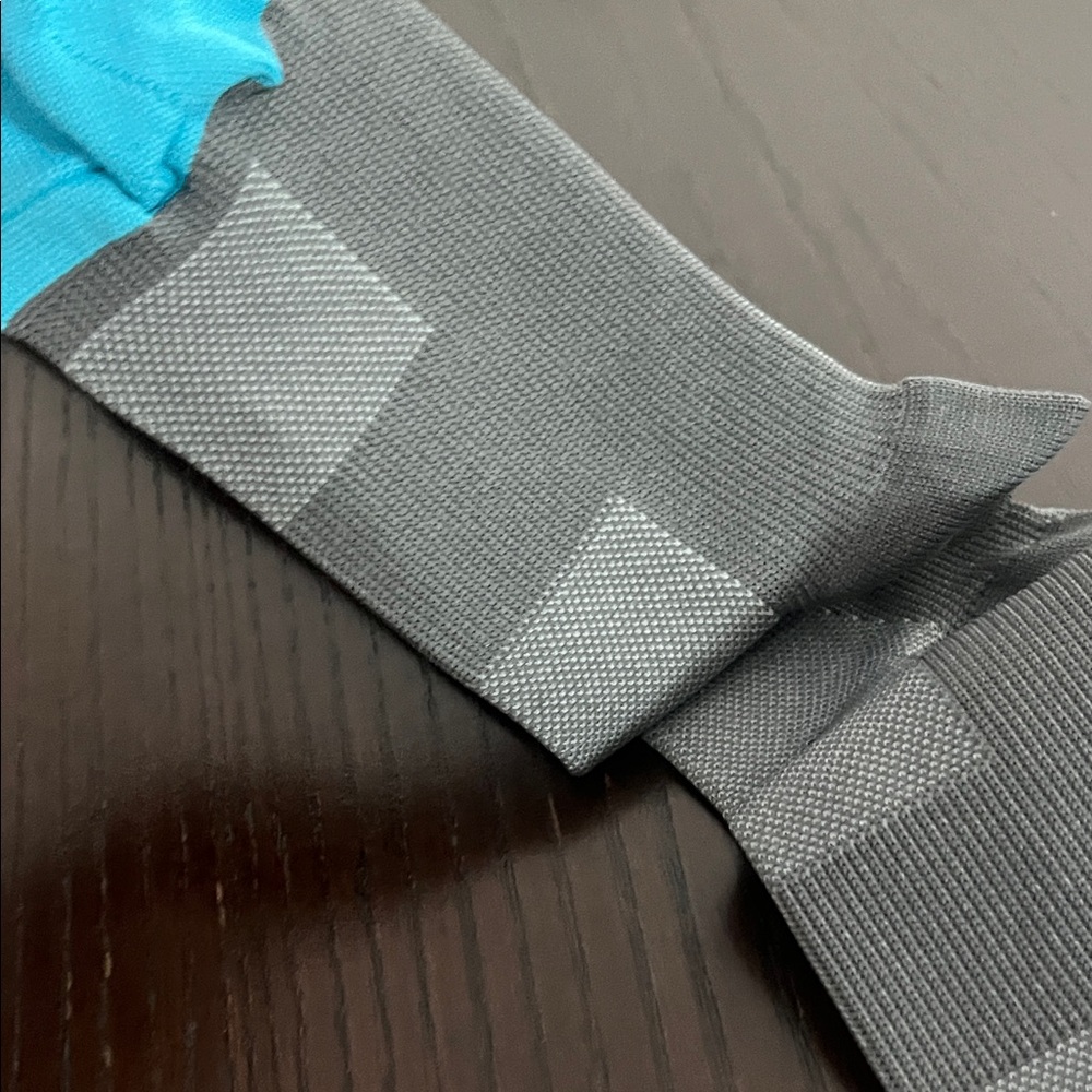 Compression Gray S/M Socks - Picture 4 of 4